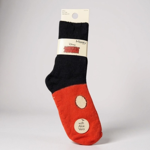 🆕Disney Mickey Mouse Spa Socks - Black and Red NWT - Picture 1 of 4